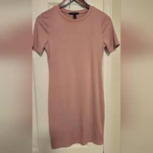 Short Sleeve Ribbed Knitted Dress